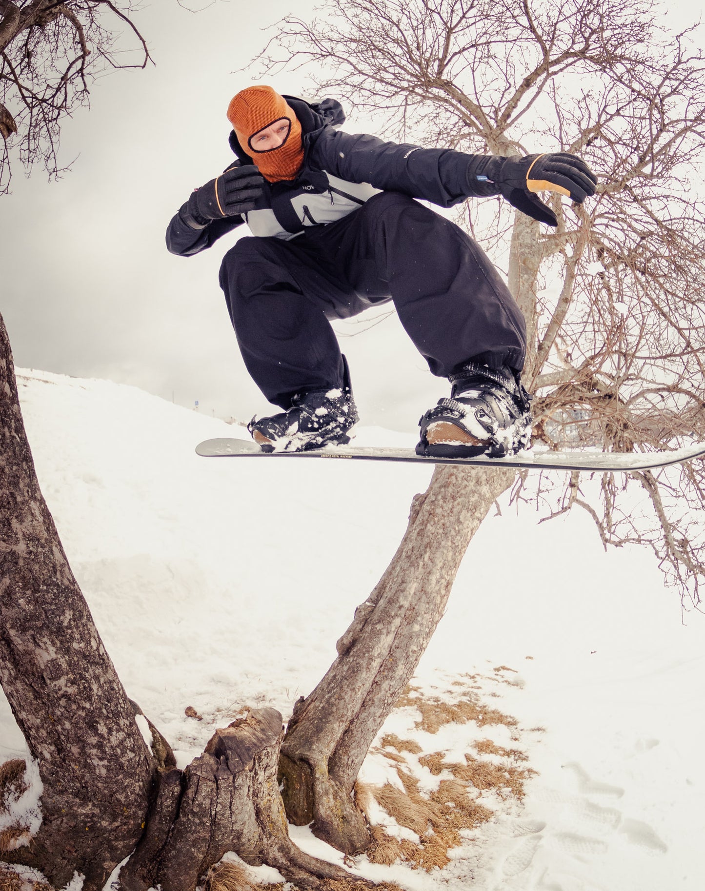 Howl Supply - SHELL JACKET Musta