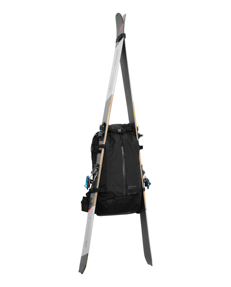 Db Journey - Snow Pro -reppu 32L, musta