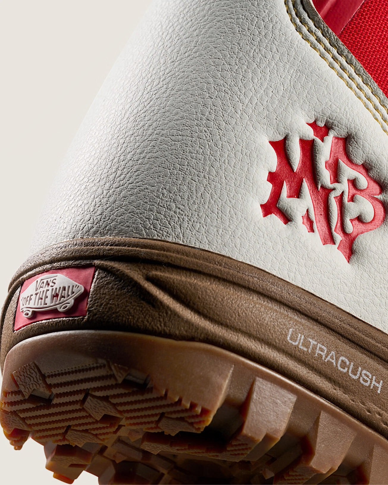 Vans - Invado Pro By Mia Brookes