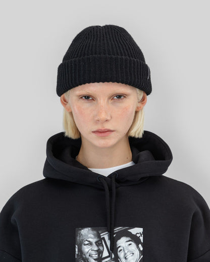 Beyond Medals - SHORT BEANIE Musta