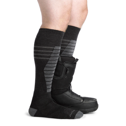 Darn Tough - Edge OTC Midweight w/ Cushion & Padded Shin CHARCOAL