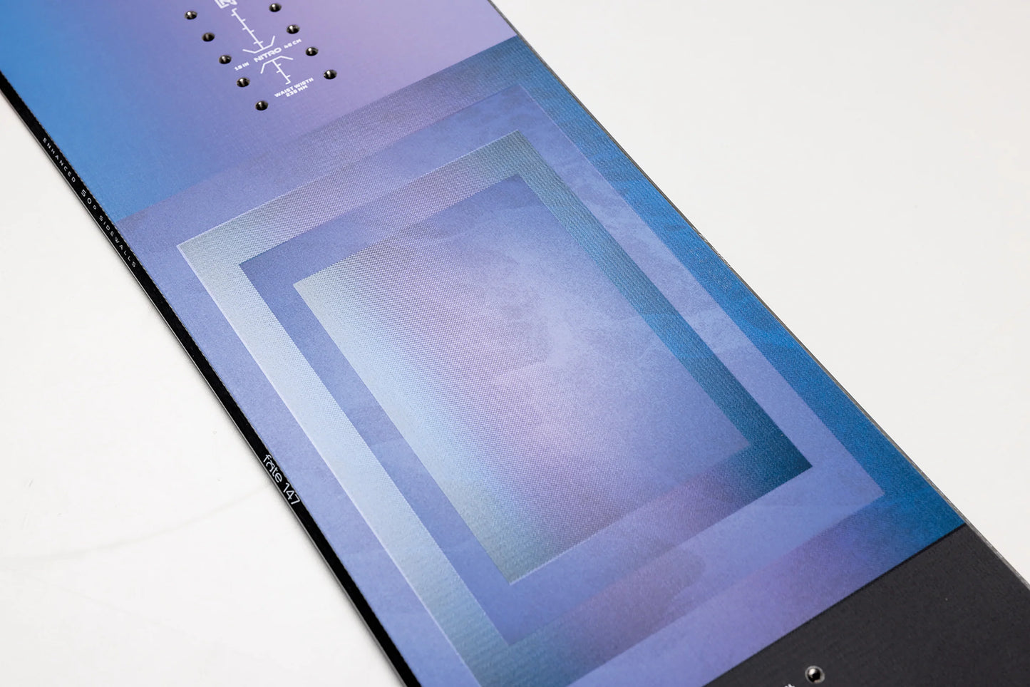 Nitro-lumilaudat - Fate Women