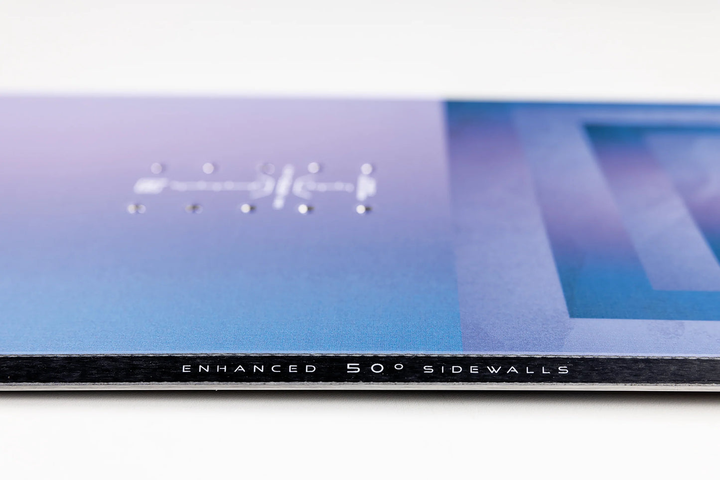 Nitro-lumilaudat - Fate Women