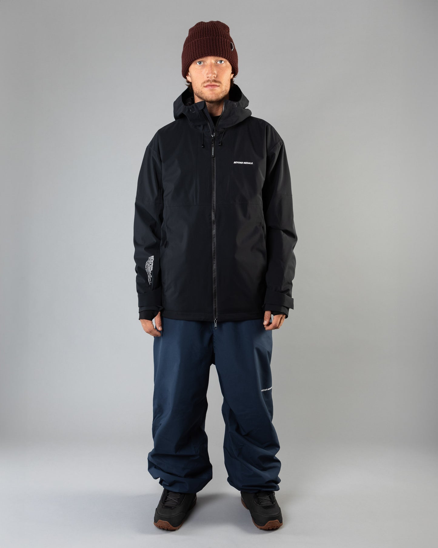 Beyond Medals - FULLZIP JACKET 2L Musta