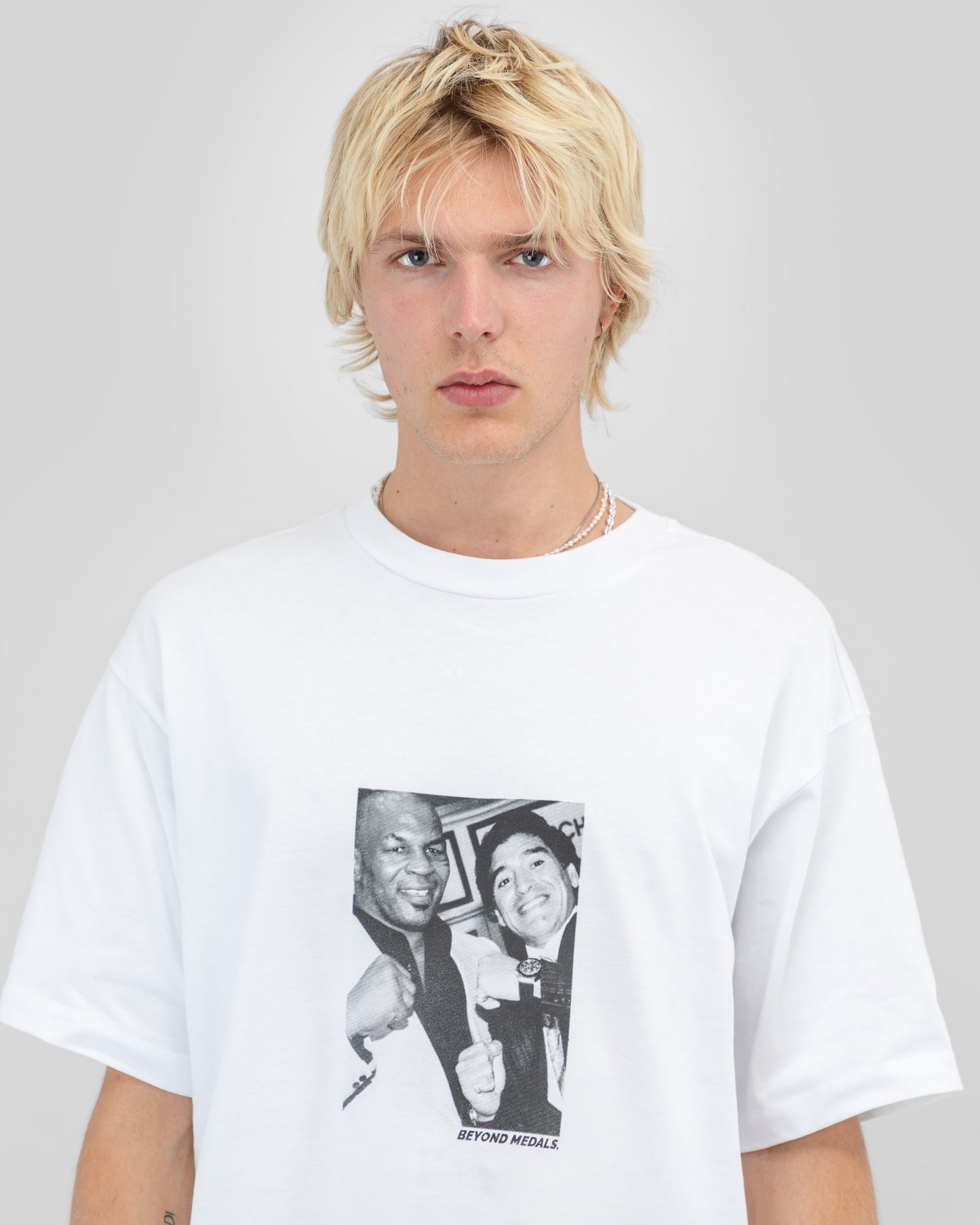 Mitalien ulkopuolella - All Stars -t-paita