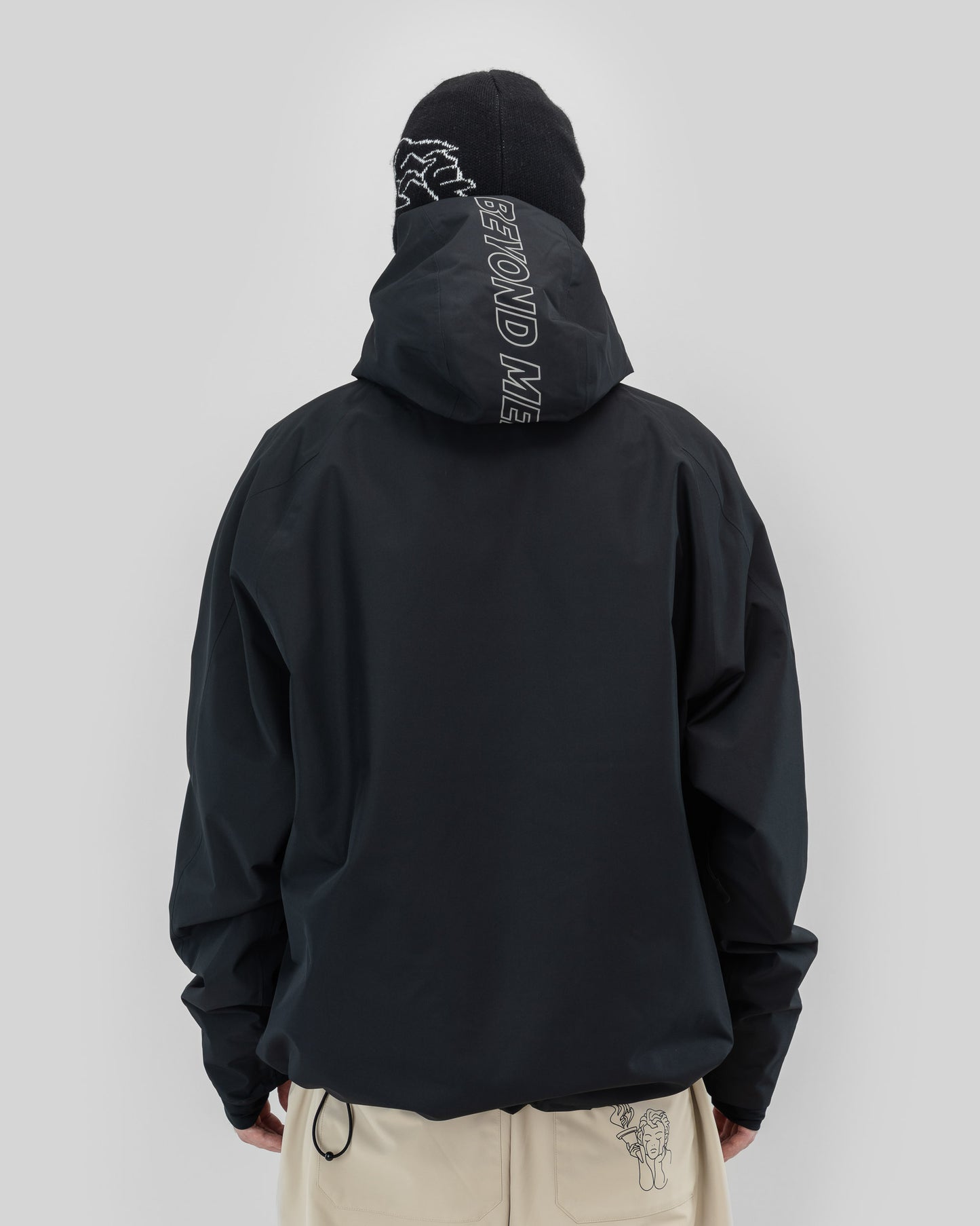 Beyond Medals - Nostalgia-takki 2L Musta