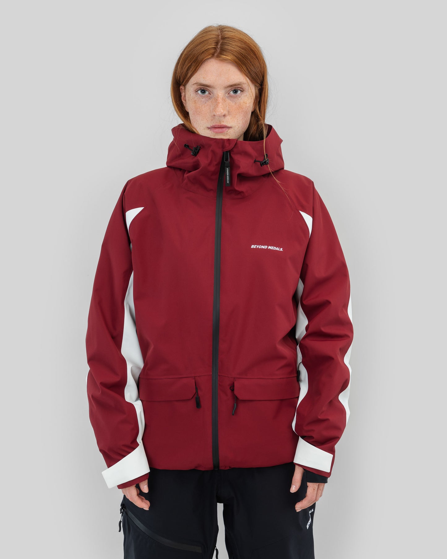 Beyond Medals - Nostalgia-takki 2L Punainen