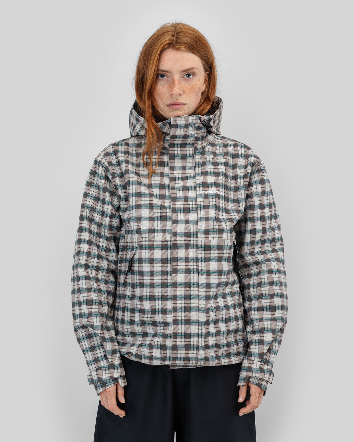 Mitalien tuolla puolen - Ruututakki