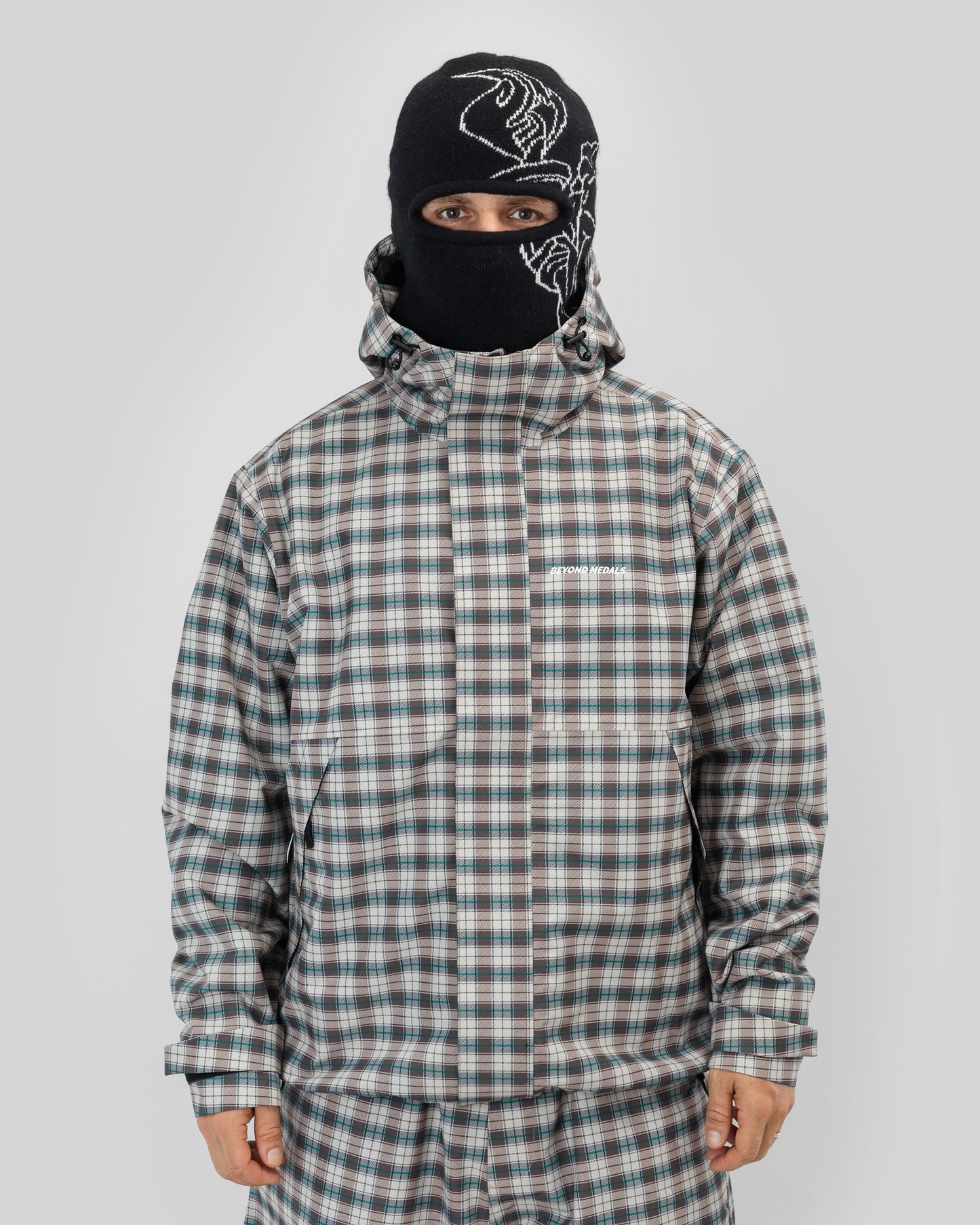 Mitalien tuolla puolen - Ruututakki