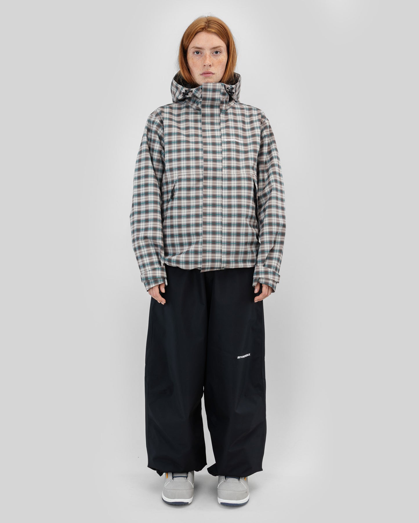 Mitalien tuolla puolen - Ruututakki