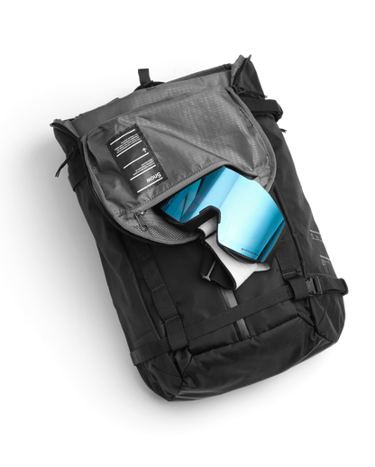 Db Journey - Eräilyreppu 25L Musta