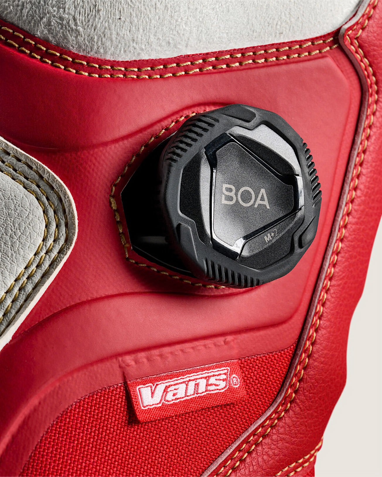 Vans - Invado Pro By Mia Brookes