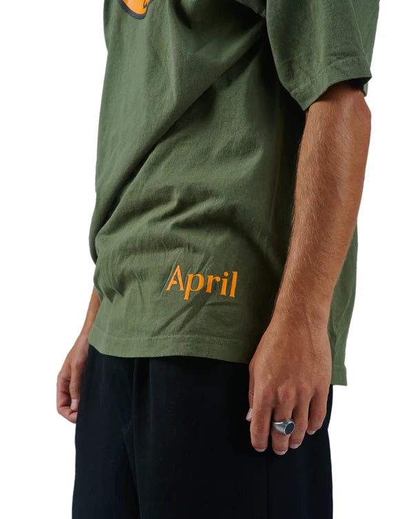 April Skateboards - The Face T-paita